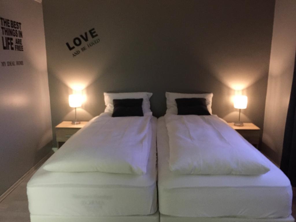 Town Square Guesthouse Akureyri Luaran gambar